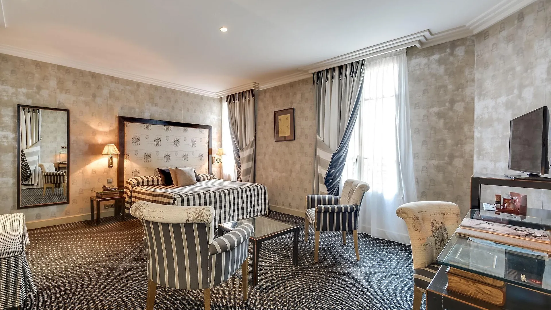 Hotell Lutece Port Royal Paris