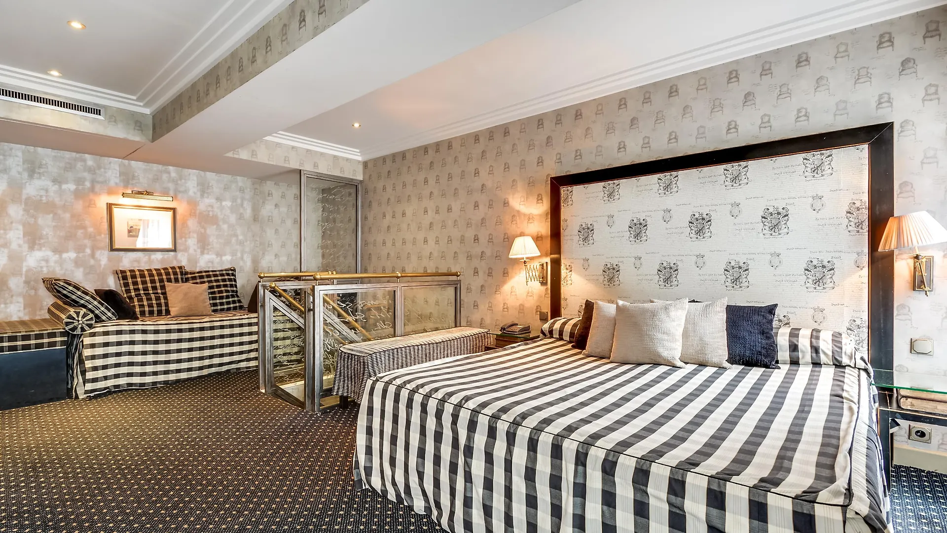 Lutece Port Royal Hotell
